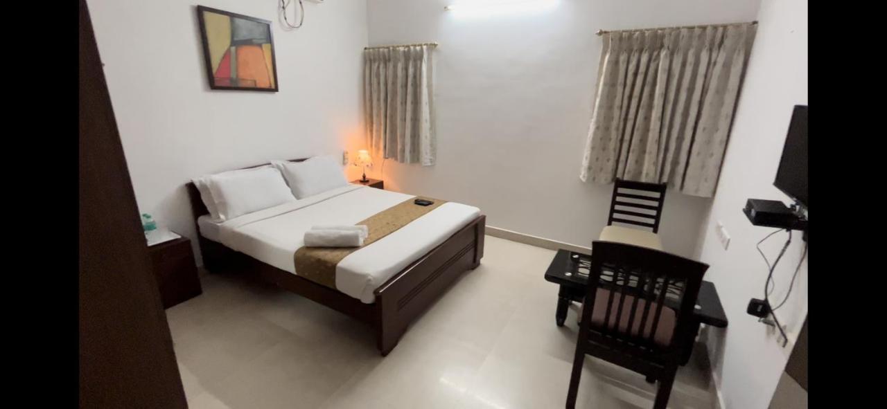 Avuraa Hospitality India Hotel Chennai Exterior foto
